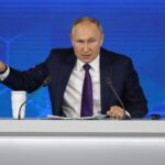 Putin Upping the ante - Bloomberg