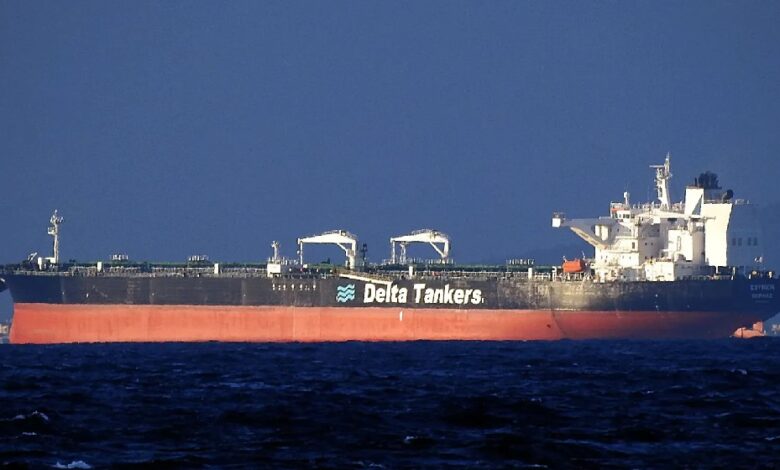 Sounion successfully towed away