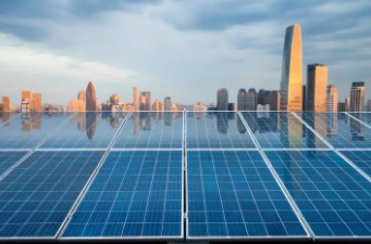 Adani Green Gets 600-MW wind-solar hybrid