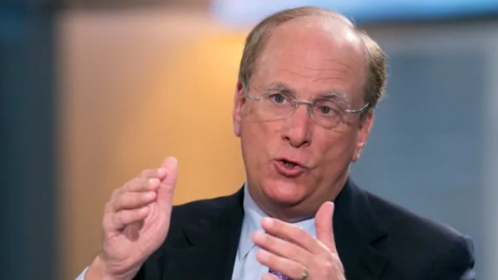 CEO Larry Fink lays out importance of environmental priorities in annual letter - Energy News Beat