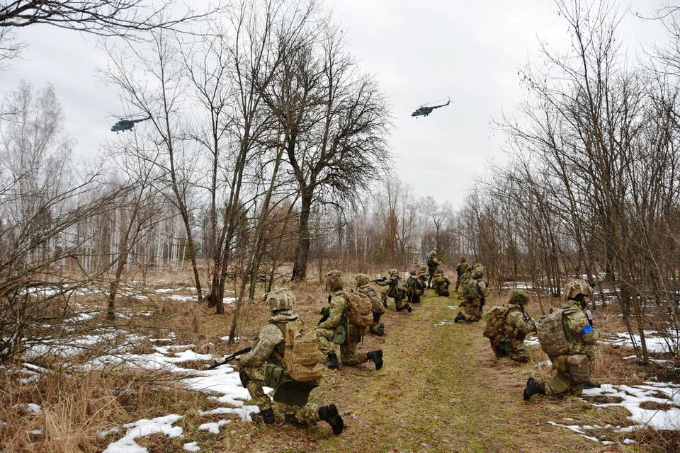 Service members of the Ukrainian Air Assault Forces - Feb 18 2022