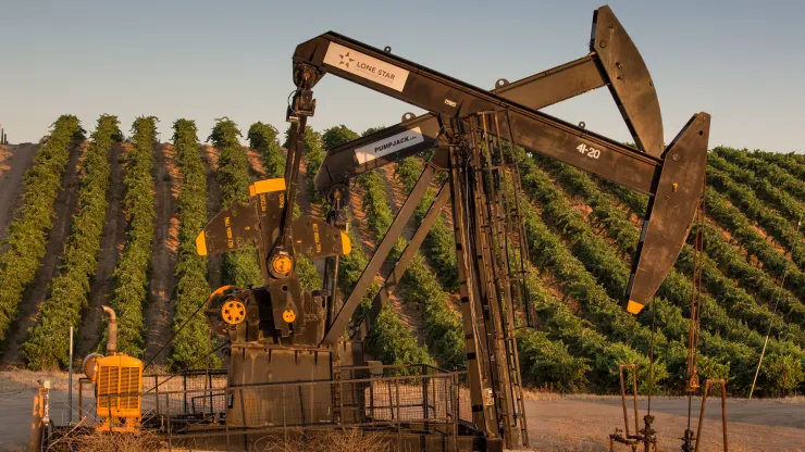 Oil drops, Brent crude falls below $100 as China lockdowns spark demand fears