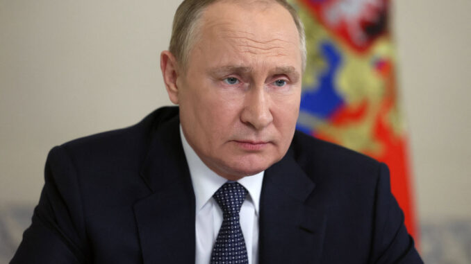 Putin is not budging - Photographer Mikhail Metzel - AFP