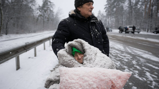 Snow to blanket Kyiv as Russian attacks target power supplies - ENB