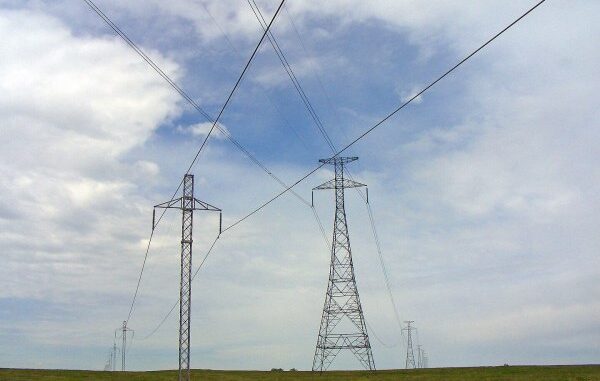 Minnesota utilities work to ease path for Northland transmission line