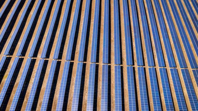 Illinois wants to keep old solar panels from piling up in landfills