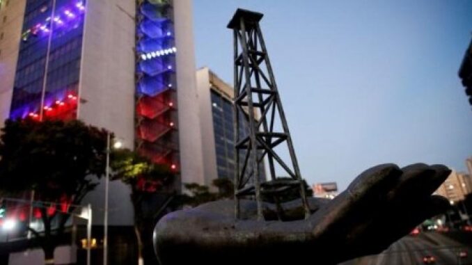 Venezuela pursuing former oil clients after US sanctions lift