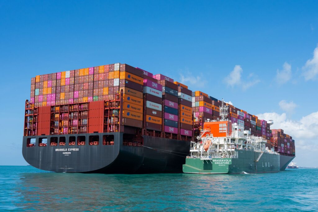Singapore LNG bunkering