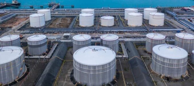 Europe Stocks Up On LNG Ahead of Winter Europe