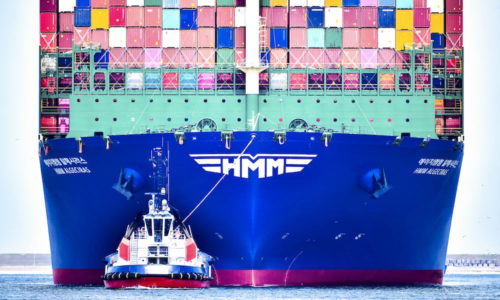 Boxship