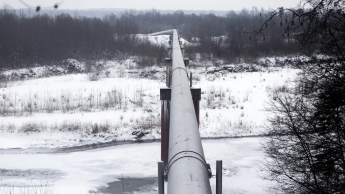 A section of the Soyuz gas pipeline near Ivano-Frankvisk, Ukraine, in 2014.Photographer: Vincent Mundy/Bloomberg