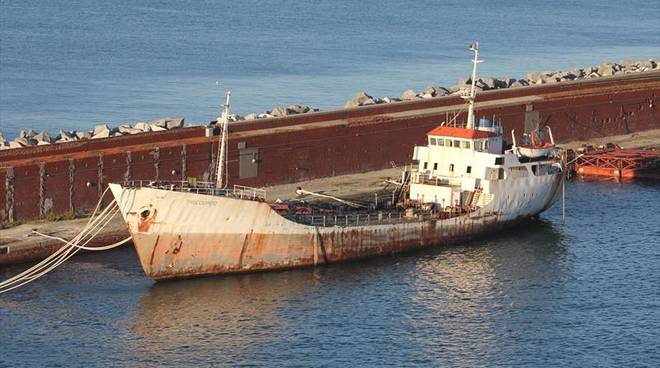 54 ships abandoned