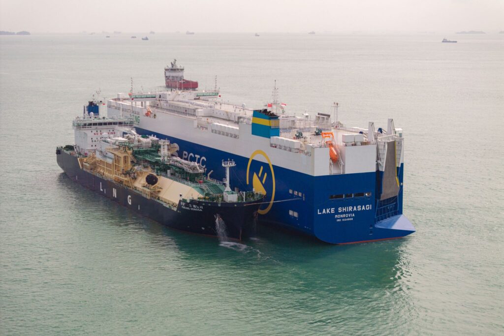 Singapore LNG bunkering volumes