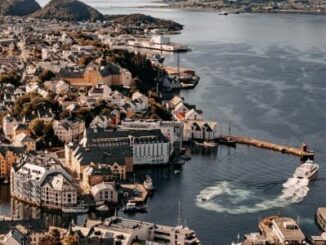 Norway Plans Biggest Frontier Oil and Gas Licensing Round in Years